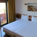 Hotel Alcaide