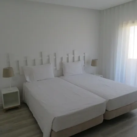 Alcaide Hotel