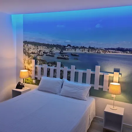 Alcaide Hotel 3*