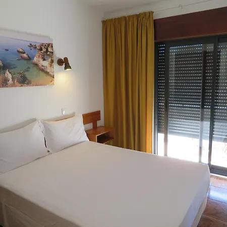 Alcaide Hotel