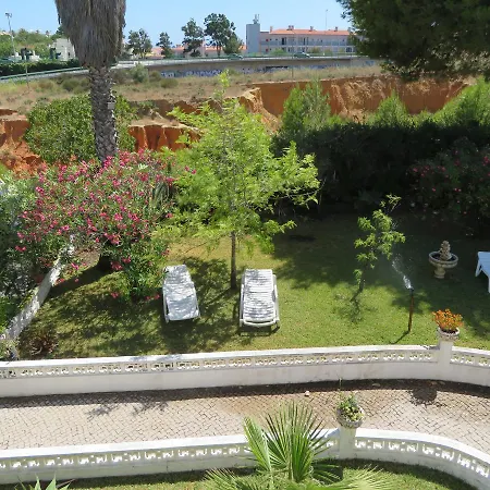 Alcaide Hotell 3*